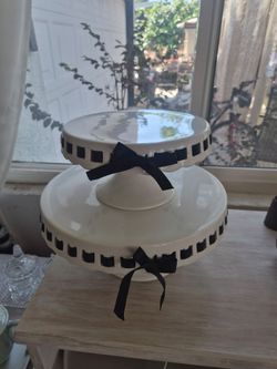 Cake Desert display