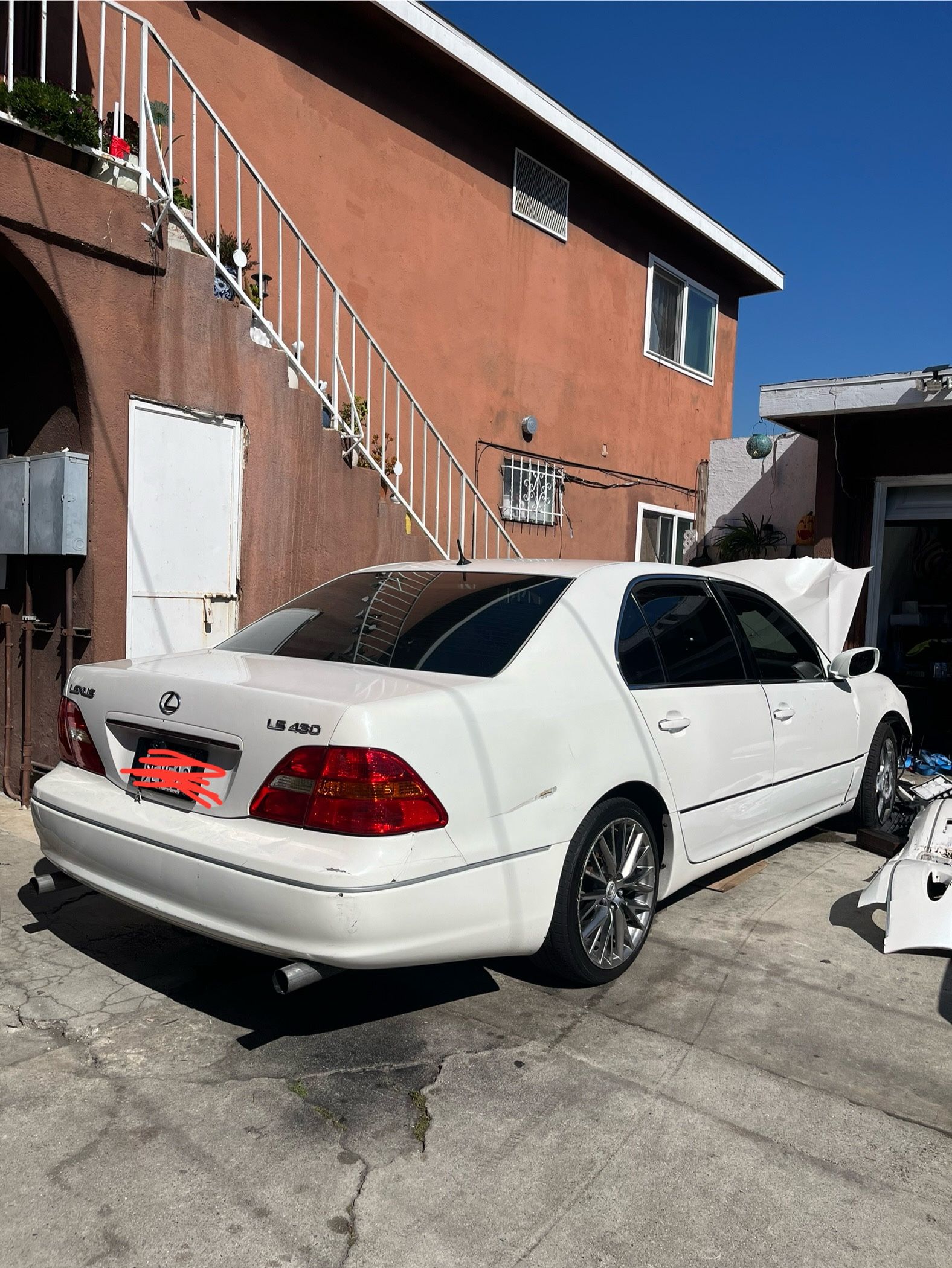 2001 Lexus LS 430