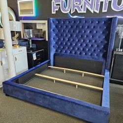King Size Blue Velvet $399 Tall Headboard Second BED CALKING $399
