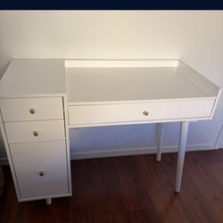 White Desk/Vanity 