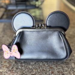 Coach X Minnie Mouse Kisslock Wristlet 
