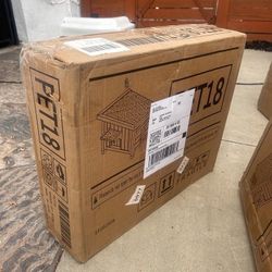 New Cat House Indoors Or Outdoors 