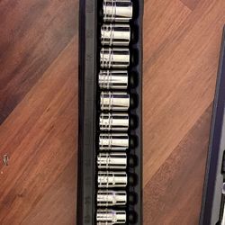 Snap on 1/2” Metric Flank Drive Socket Set With Tray 12-24mm