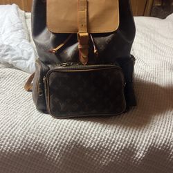 Louis Vuitton 