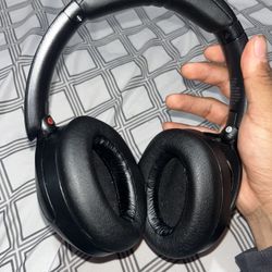 Sony Headphones Xb910n