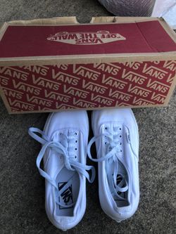 Vans-Size 7.5 - White