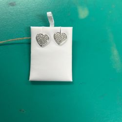 White Gold 10k Diamond Heart Studs 
