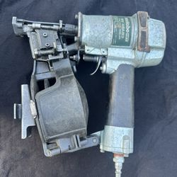 Metabo HPT 1-3/4-in 15 -Degree Pneumatic Coil Roofing Nailer