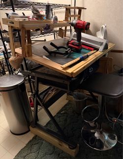 Customize drafting table with extras excellent condition