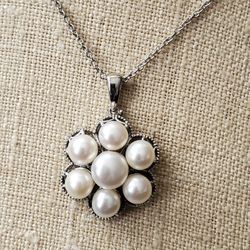 Fine Freshwater Pearl Cluster Pendant On 20" Chain, Sterling SILVER $80. *New In Box 