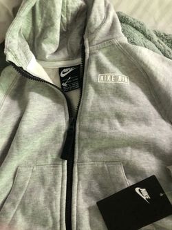 Boys size 4 jacket new with tags