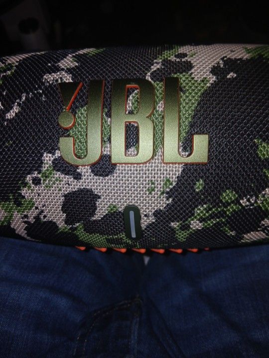 JBL EXTREME 3 CAMOUFLAGE WATERPROOF BLUETOOTH SPEAKER
