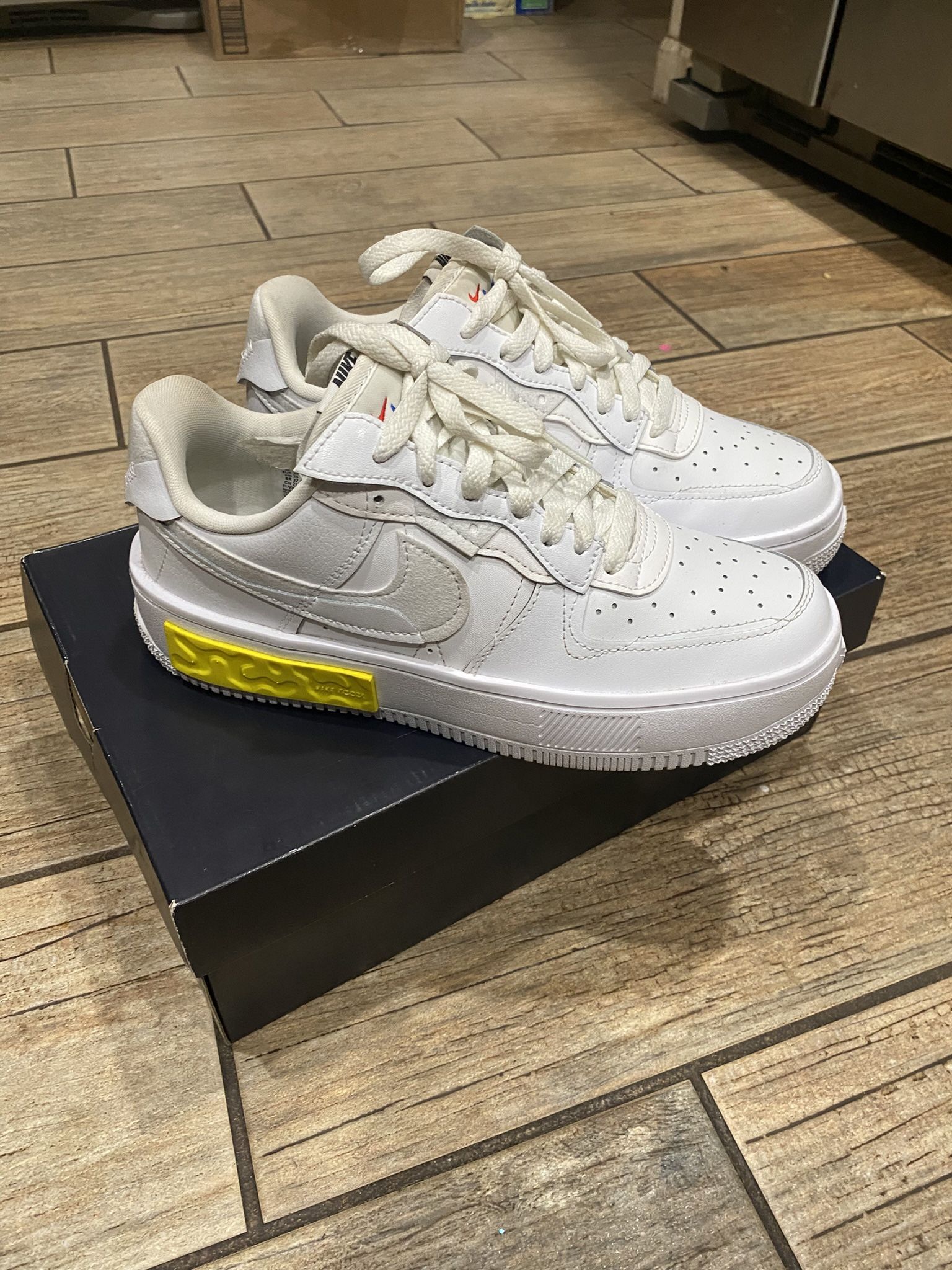 Nike Women’s Af1 Fontanka