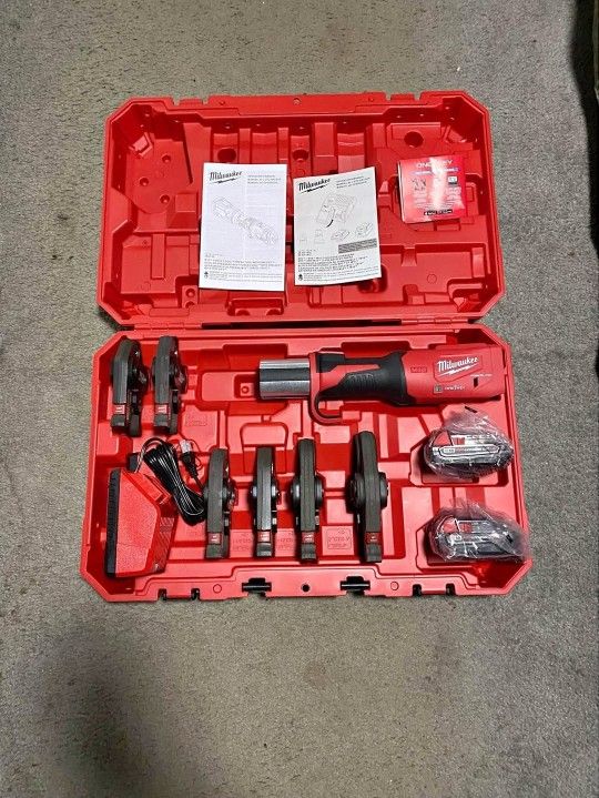 Milwaukee 2922-22 Force Logic M18 Press Tool One Key 5 Jaws 1/2" - 2"
