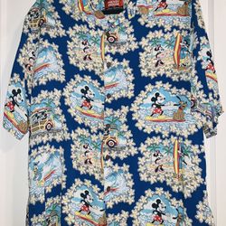 Disney Hawaiian Shirt L