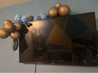 Samsung 43” 4K Ultra HD Smart LED TV - Great Condition
