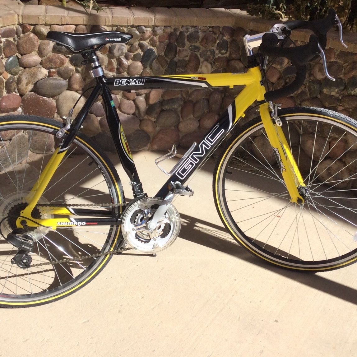 GMC Denali Mens Road Bike Series 21 Speed Aluminum Frame Yellow