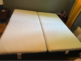 Like New Nectar Classic Memory Foam Split King Mattress