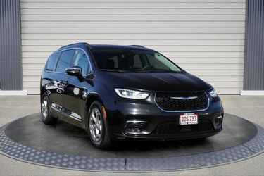 2023 Chrysler Pacifica
