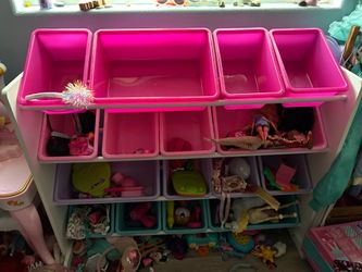 Toy  organizer *toys not included