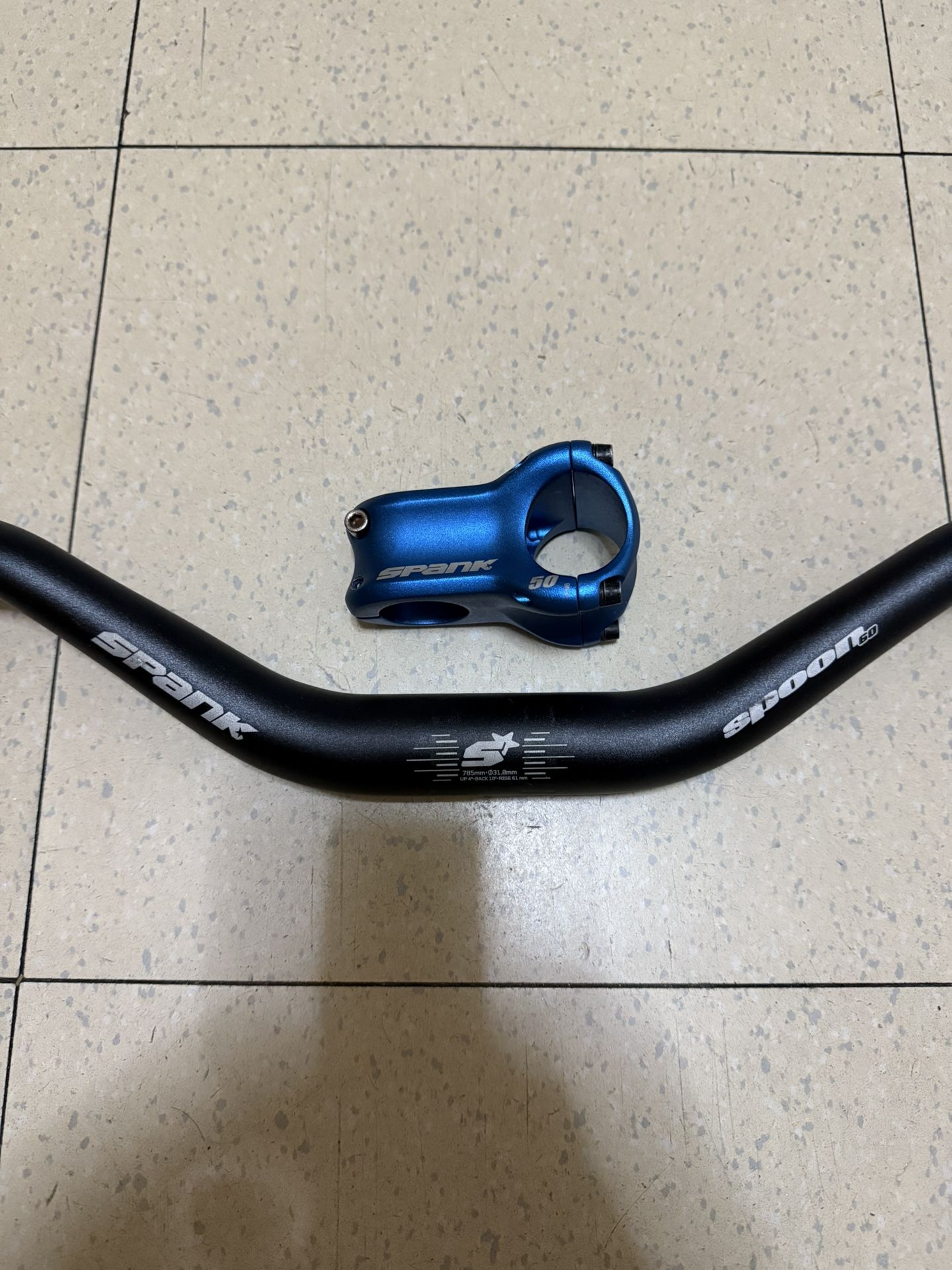SPANK STEM AND HANDLEBAR BIKE…