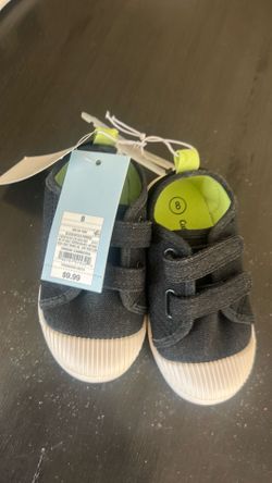 Size 8 boys shoes