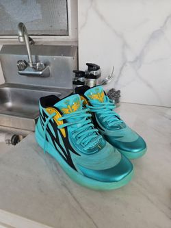 Tenis