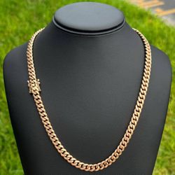 Jewelry 10k solid rose gold Cuban link 22” Chain necklace 97.50 grams 8.50mm