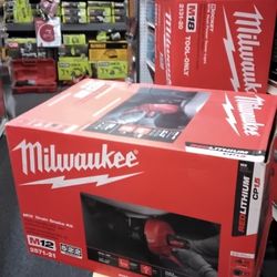 MILWAUKEE M12 DRAIN SNAKE KIT 