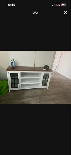 Tv stand