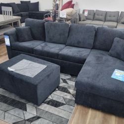 New USA Made Black Sectional And Ottoman Sofa Couch 