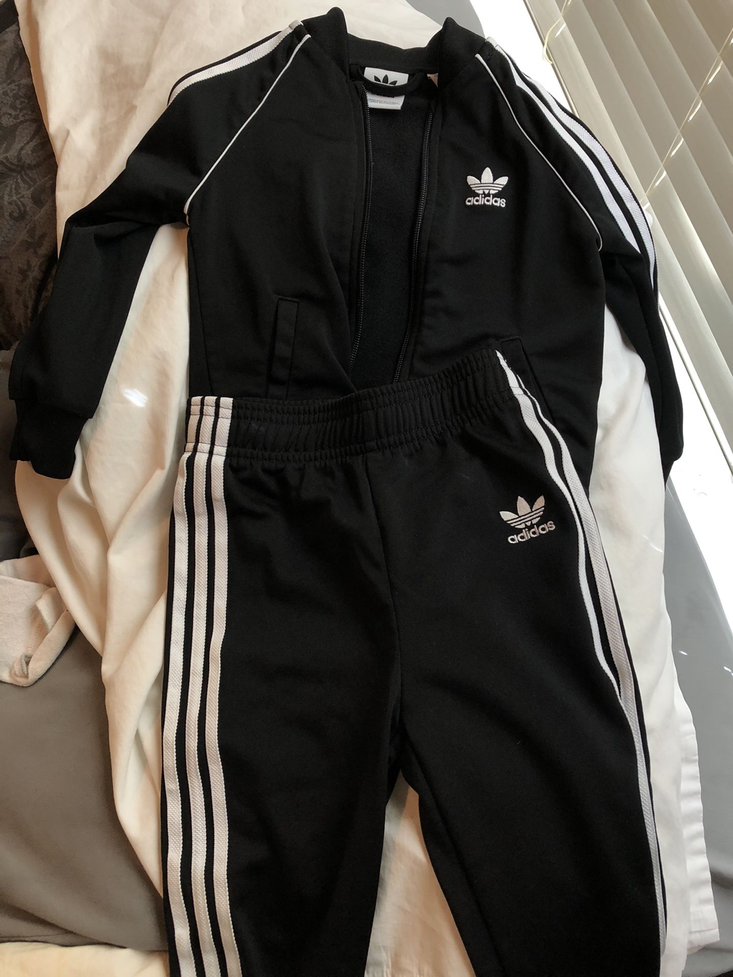 Addidas Track Suit