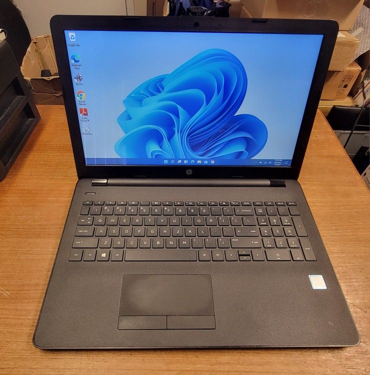 Fixed Price: HP 15.6" Touchscreen Laptop Notebook Core i3/ 8GB/ 1TB HDD WIN 11 #4397