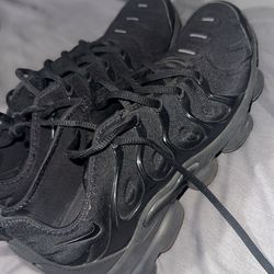 Women Nike air vapor maxes