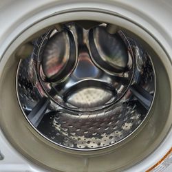 WHIRLPOOL WASHER AND KENMORE DRYER XL CAPACITY GOOD CONDITION BOTH ELECTRIC LARGE CAPACITY HEAVY DUTY DELIVERY AVAILABLE 