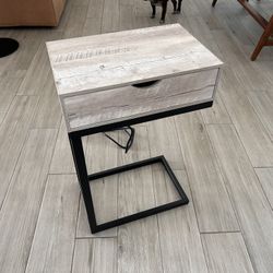Living Style End Table With Outlet And USB plugs