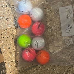 8 Callaway Super Soft Golf Balls – Great Condition