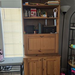 Bookcase/desk/shelf/cabinet