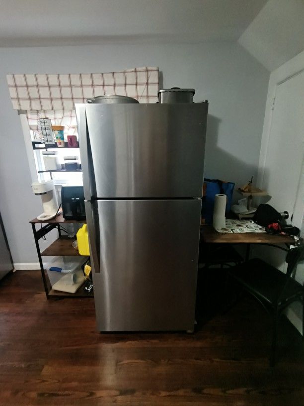 $150 Nevera 
