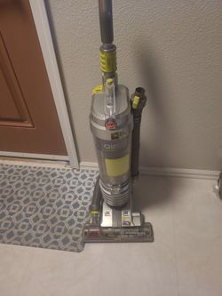 Hoover Windtunnel Air multi-cyclonic Upright Vacuum