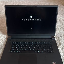 2023 Alienware m17 R5 Gaming Laptop