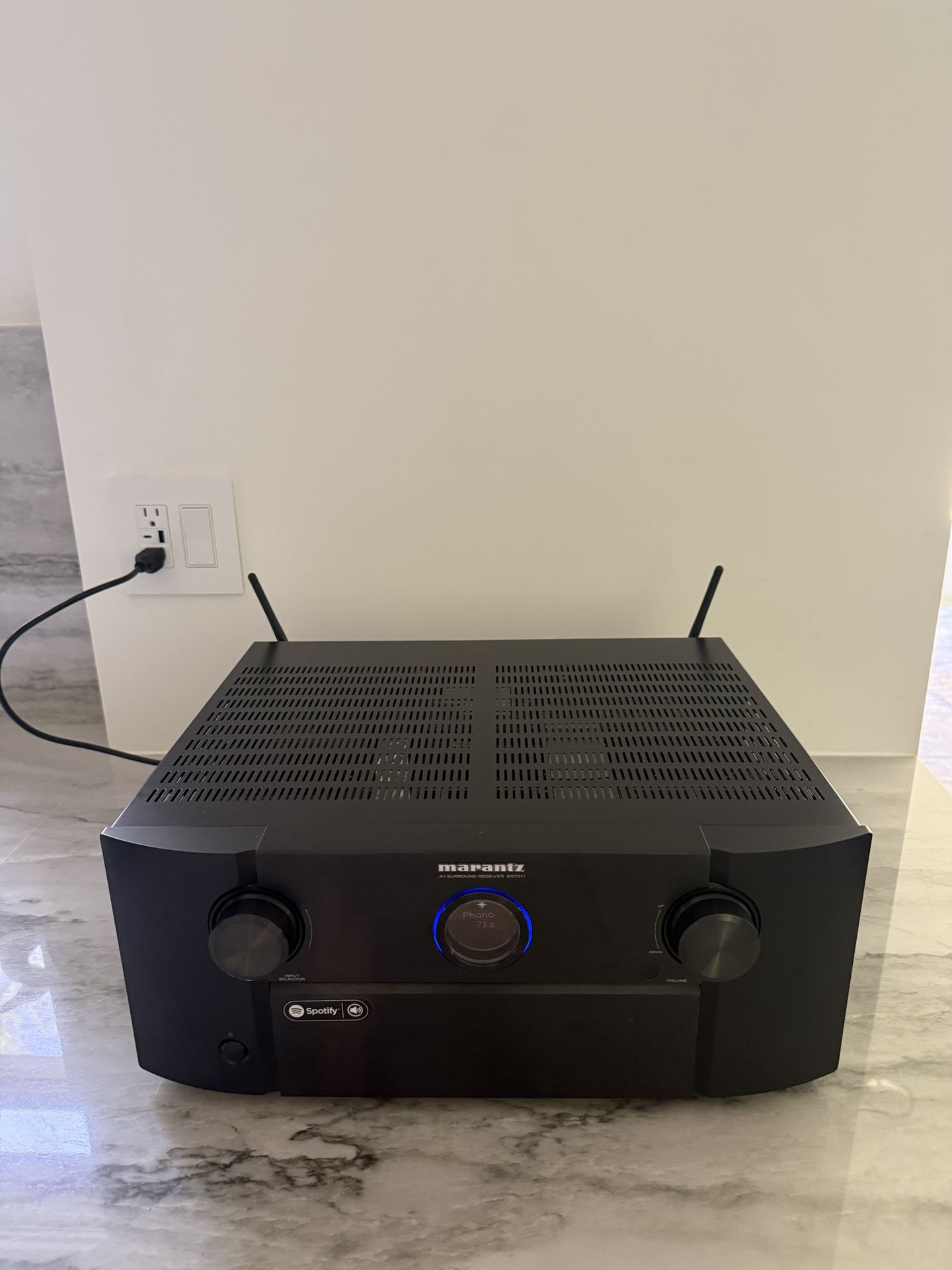 Marantz SR7011 9.2/11.2 Channel Network AV Receiver with HEOS - Black (READ)