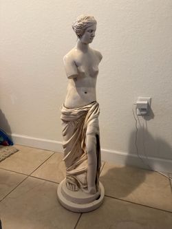 Statue