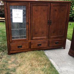Entertainment Center / Wood Hutch