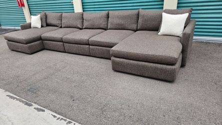 FREE DELIVERY!!! Crate & Barrel "Lounge Deep" 5pc Sectional Couch ($7K Retail...65% OFF!!!)