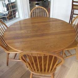 Solid Oak Dining Table with Leaf and 4 Chairs 