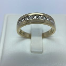 14 K Gold Diamond Ring.