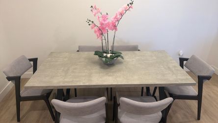 Dining set