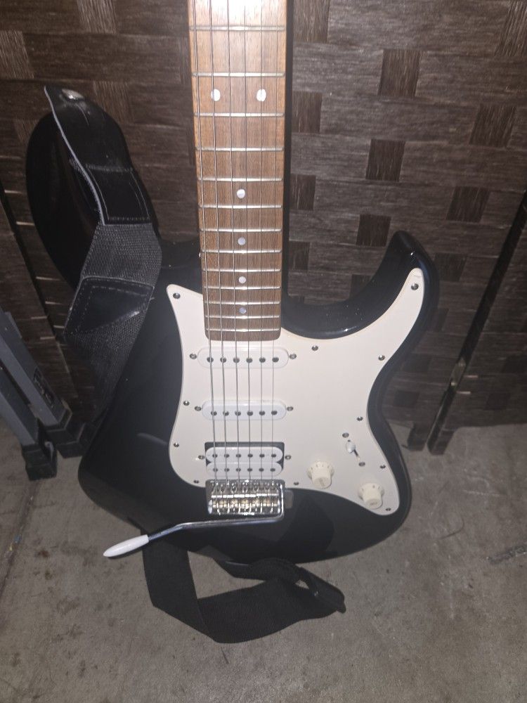 Yamaha  Electric Guitar  With Bag 