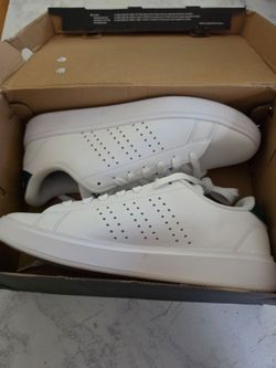 Adidas Sneakers
